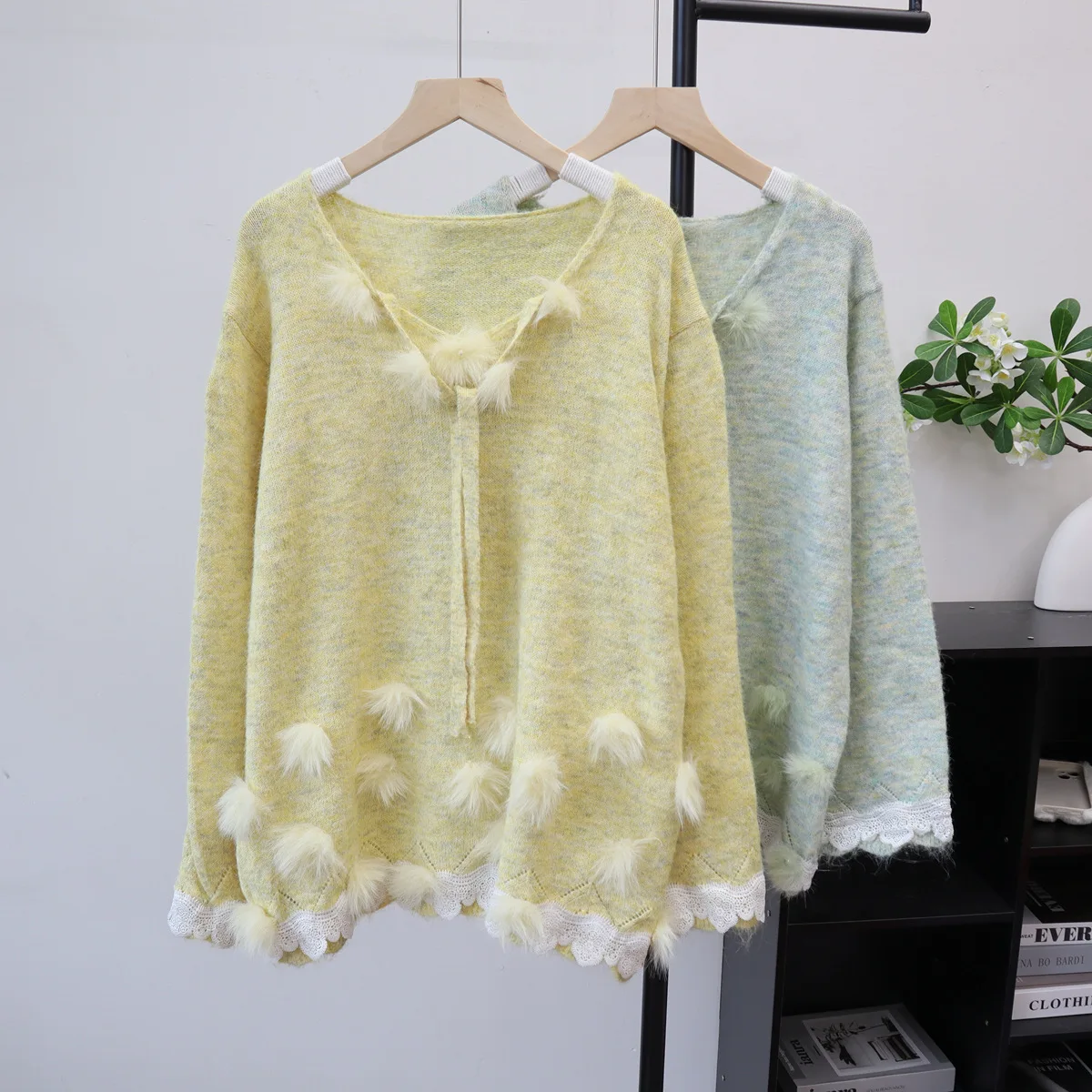 بلوفرات نسائية محبوكة بياقة على شكل V وأكمام طويلة Y2k ملابس خروج أنيقة متماسكة غير رسمية فضفاضة لخريف وشتاء 2025