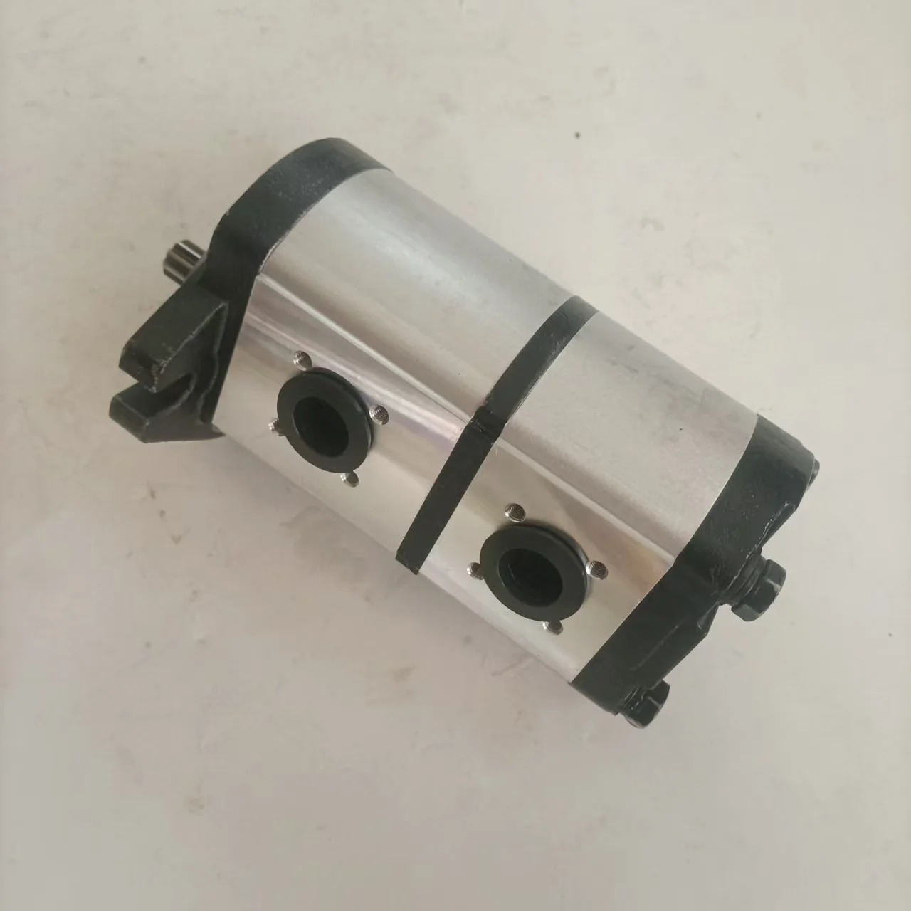 

Suitable for the 9-tooth gear pump on the Modern E210W wheeled excavator