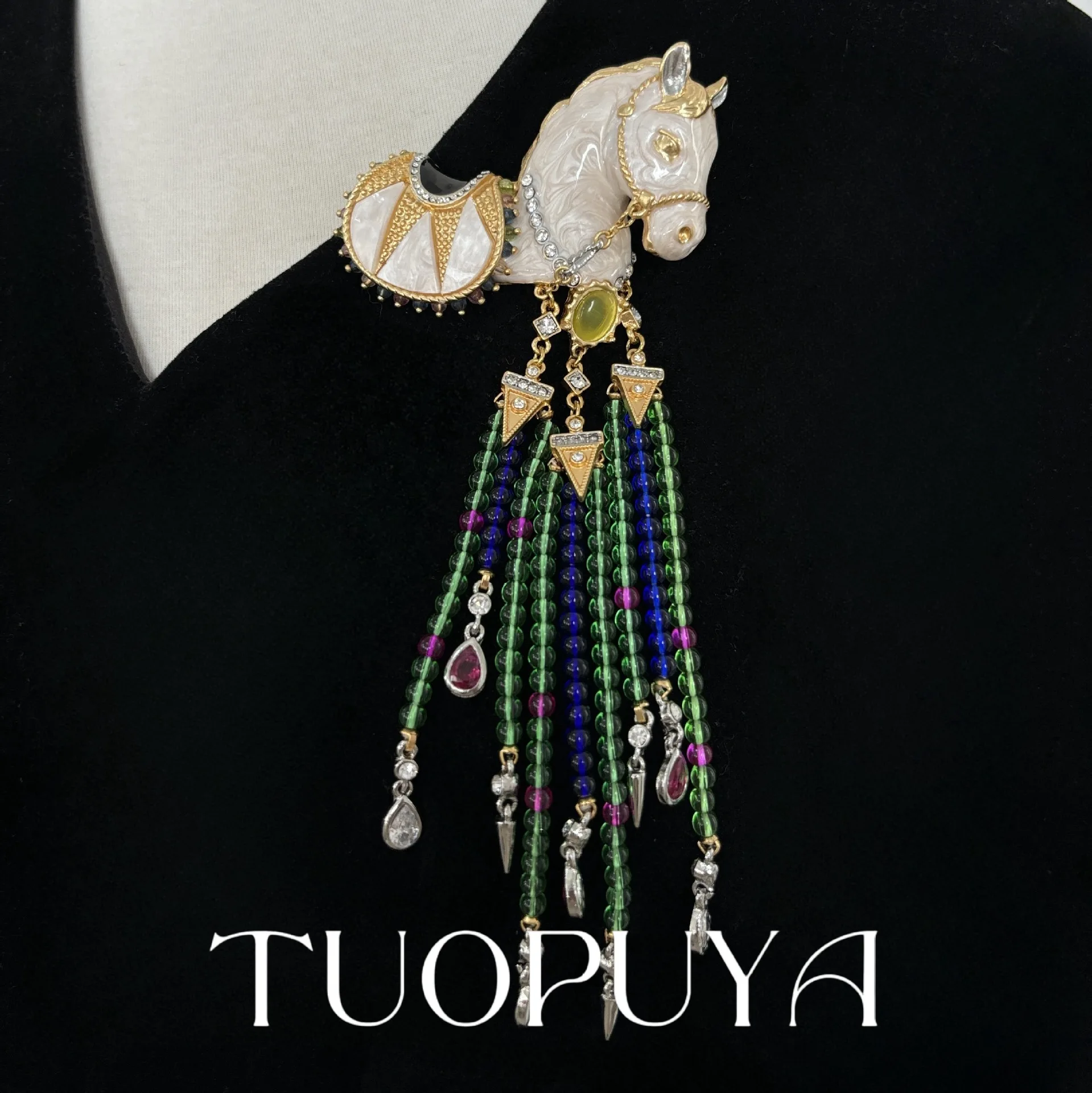 

Brooch Vintage Trendy Fashion Exquisite Pony Copper Material Inlaid with Diamonds Long Style Colorful Glass Beads Brooch