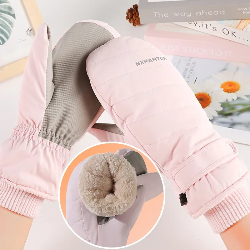 Thumbnail 3 - #59 Latest Waterproof Ski Gloves Offers