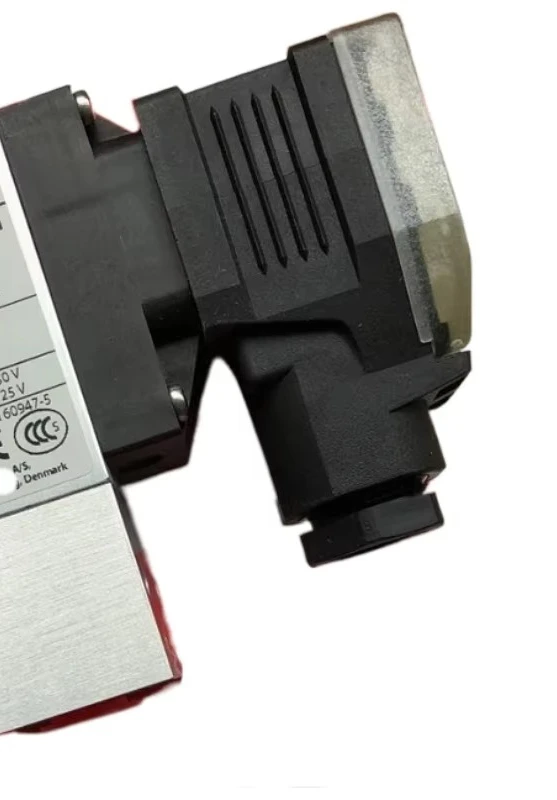 New  PLC Pressure Switch Sensor 061B2005 061B2000