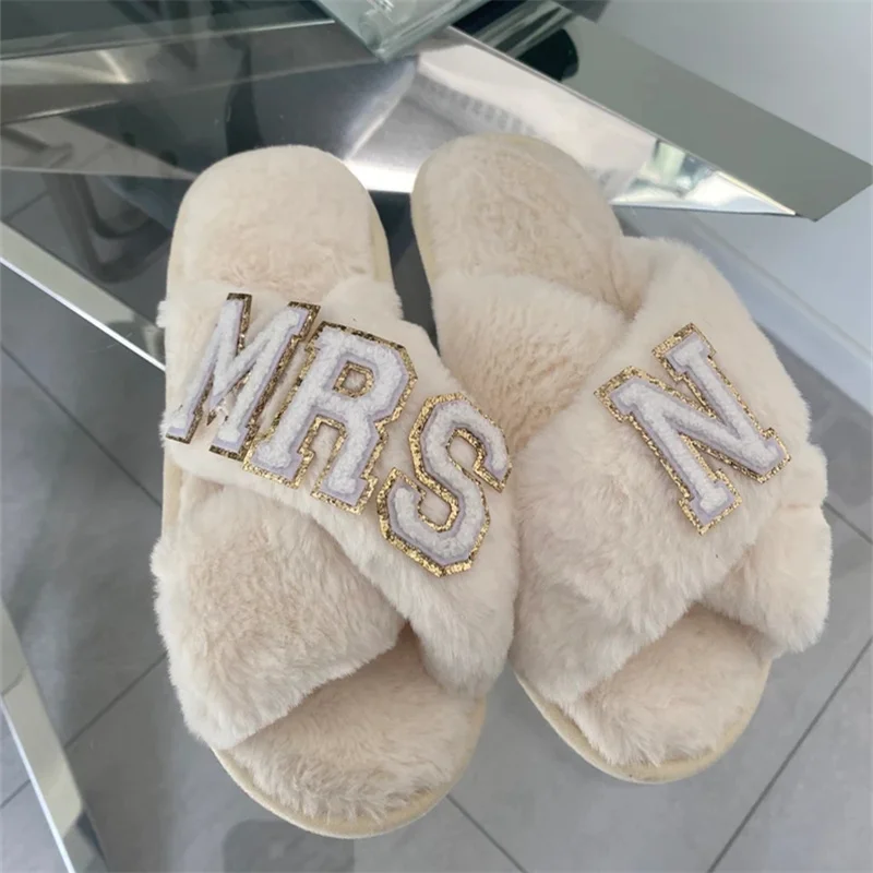 Personalised Mrs bridal slippers, Bride Slippers, Wedding Slippers, Bride Gift, hen weekend gift bride to be gift, wedding party