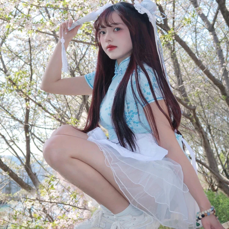 ชุดคอสเพลย์สาวน้อยสไตล์จีนแบบใหม่ ชุดเมดสาวหวาน หรือ ชุดใส่ได้ทุกวัน