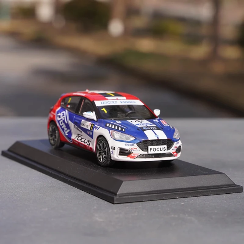 1:32 Scale Original Ford new FOCUS ST Rally Car Model Alloy Metal Diecast Vehicle Toy for Adult Collection Gift Souvenir Display