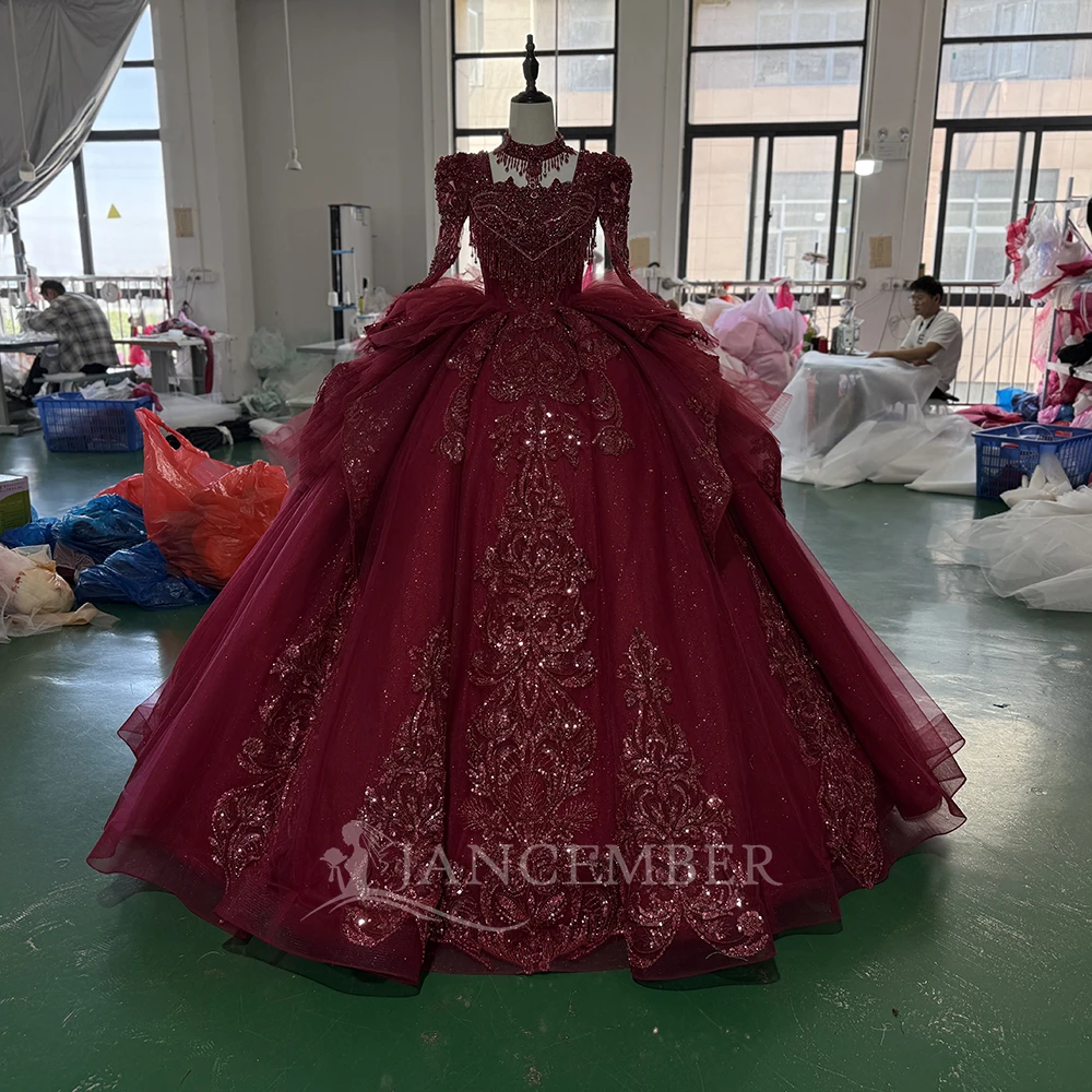 

Customized Ball Gown Wedding Dress Superfine Long Sleeves Tassel Court Train Women Bride Dresses Square Collar Vestido de novia