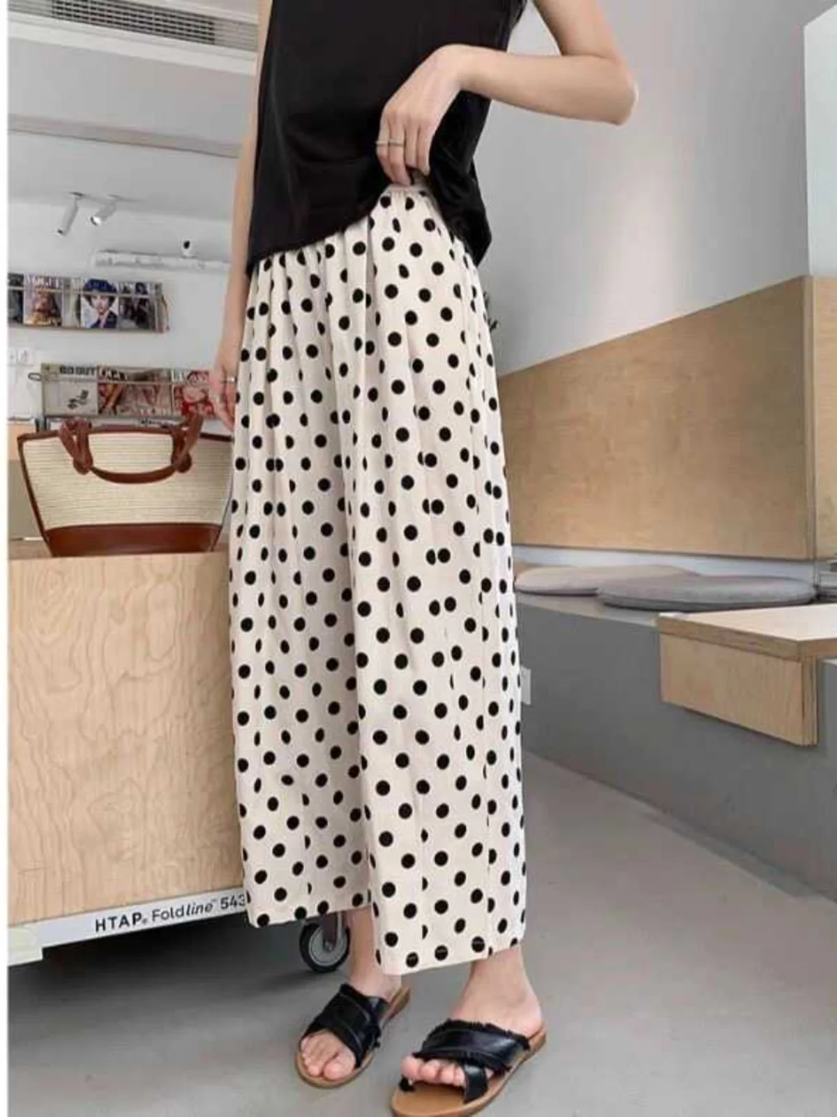 Pantalones de pierna ancha de cintura alta de lunares, pantalones informales de nueve puntos frescos de seda helada con cintura elástica fina de verano, tendencia Faion para mujer