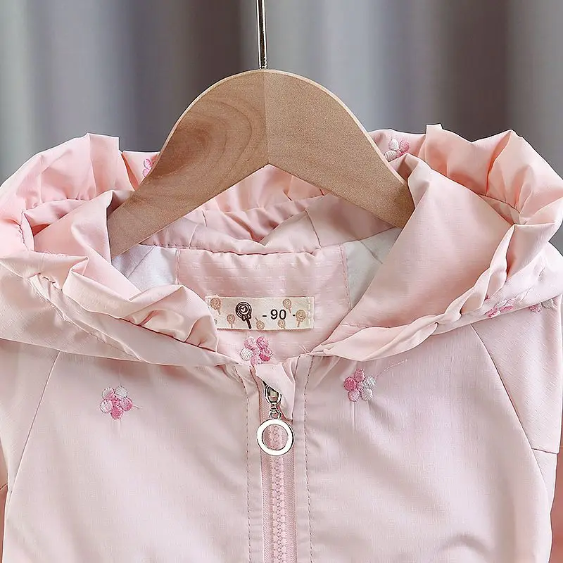 Baby Girls Coat Medium Length Windbreaker Spring Autumn New KidsTrench Coat  Children\'s hooded embroidered top spring clothes