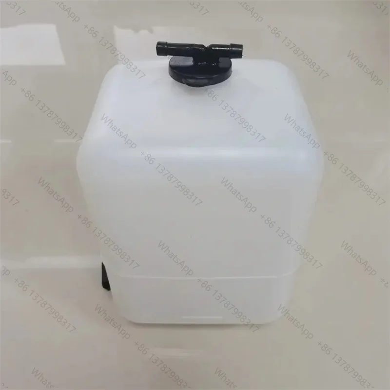 Water Tank 4130139 For  Excavator EX120-5 EX100-3 EX150LC-5 EX160LC-5 EX200-2 EX210H-5 ZX110 ZX130