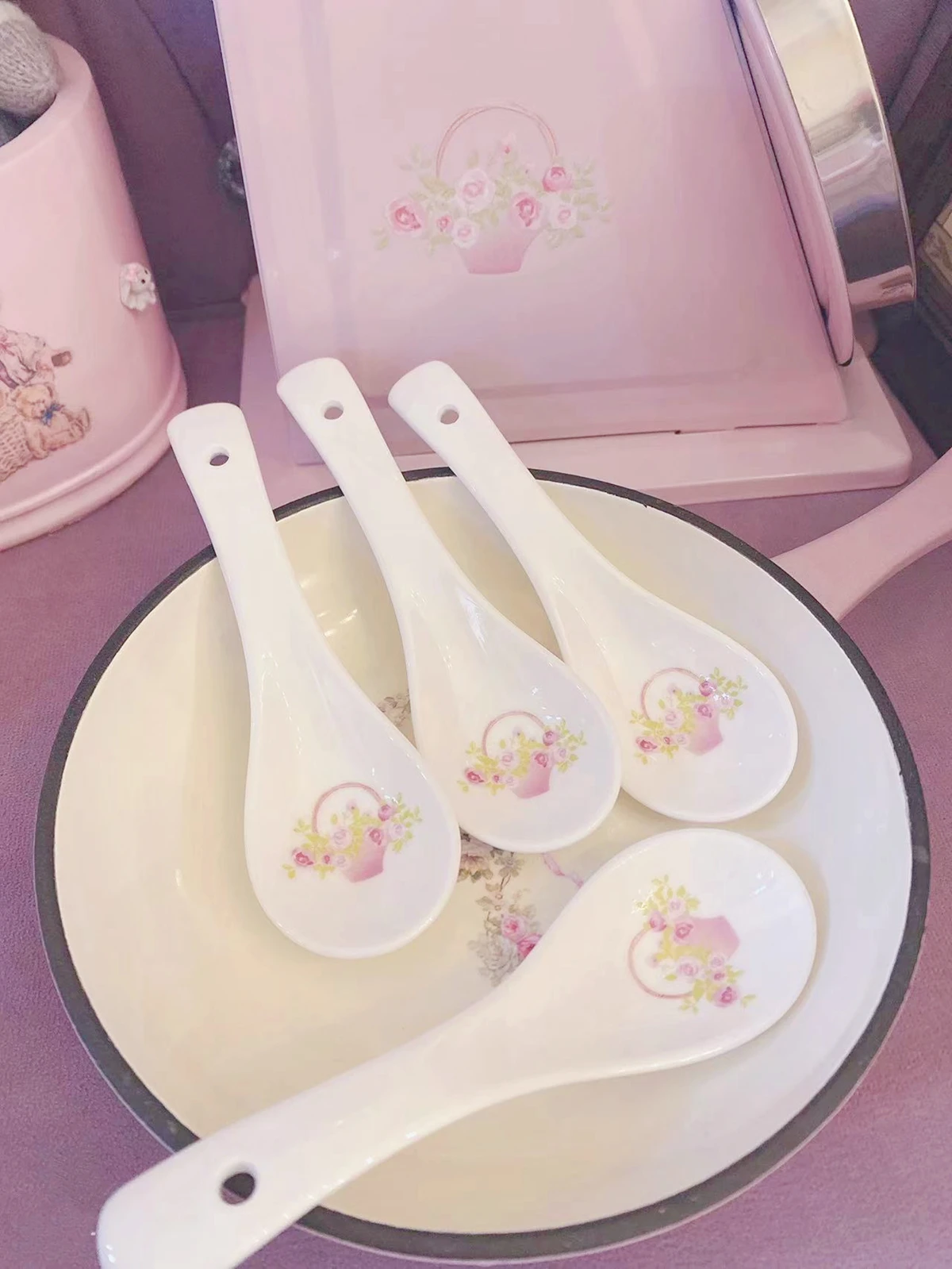 Cute Ceramic Flower Soup Spoon Kawaii Korean  Hand Painted Dessert Spoon With Long Handle Kitchen Tableware Accessories