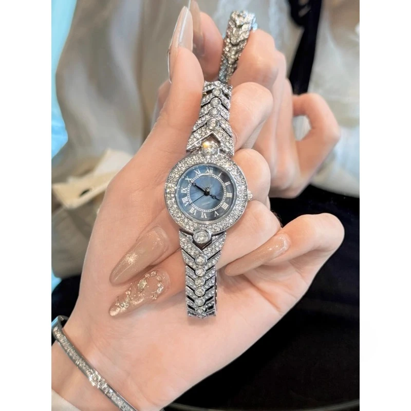 

Fritillary diamond-set fashion and simple temperament 2025 new quartz watch
