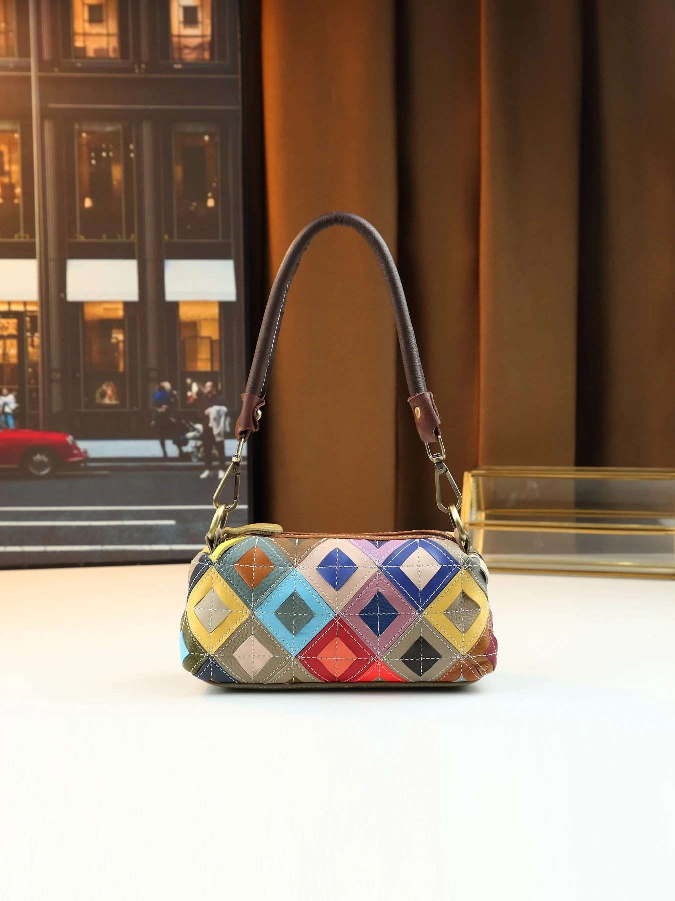 

Новая кожаная сумка-подушка с узором личи в этническом стиле, цветная клетчатая маленькая сумка-подушка контрастного цвета, случайный цвет