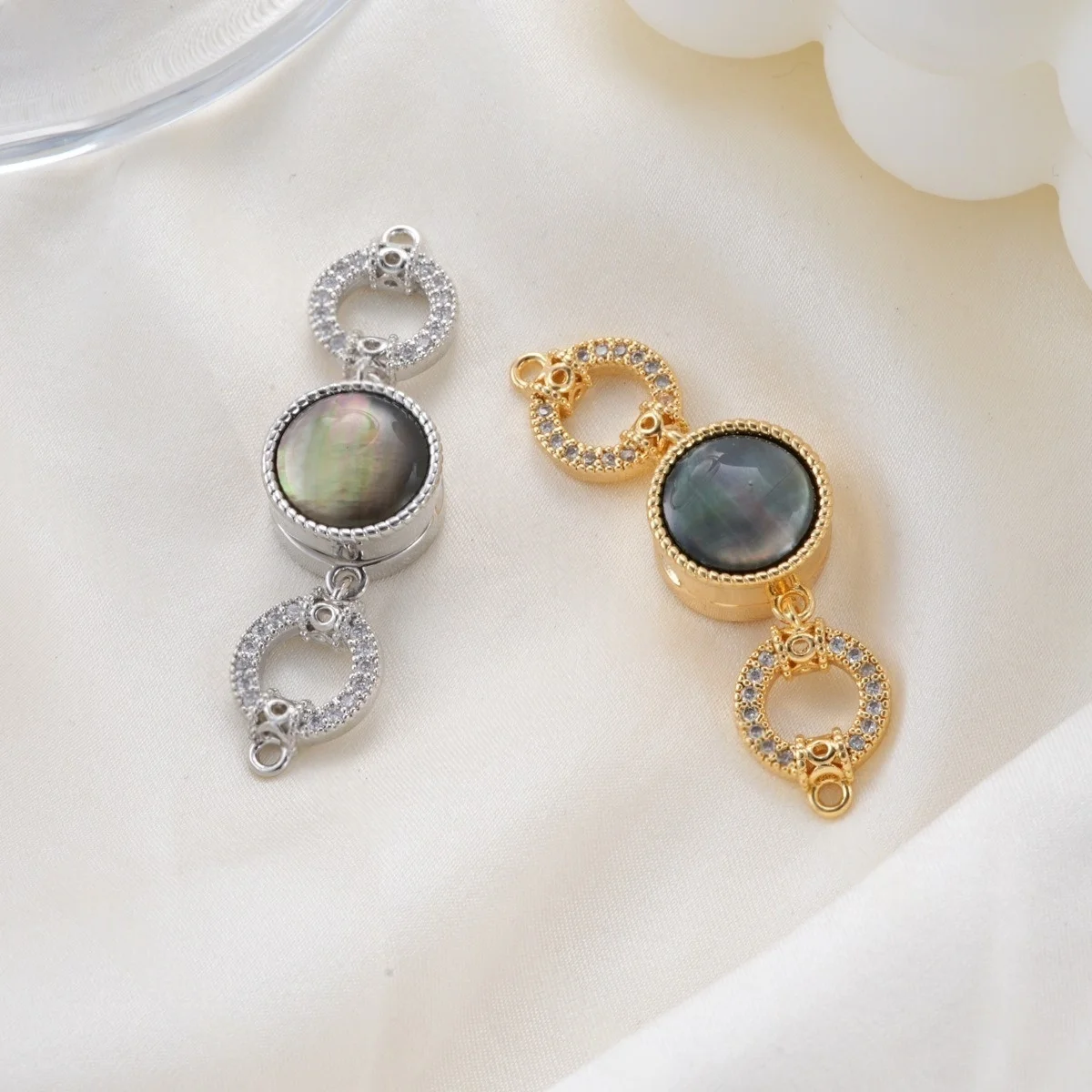 

1 Piece Copper Plated 18k Inlaid Abalone Oil Dripping Magnetic Buckle Pearl Necklace Connecting Buckle DIY Jewelry Accessories