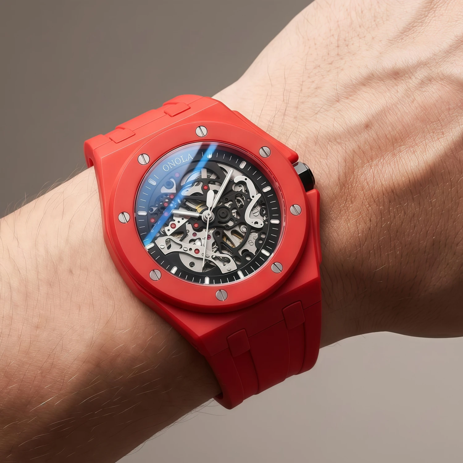 新しい中空デザインの全自動機械式メンズ腕時計、ONOLAファ - Luxury Watch Hublot のレビューと価格