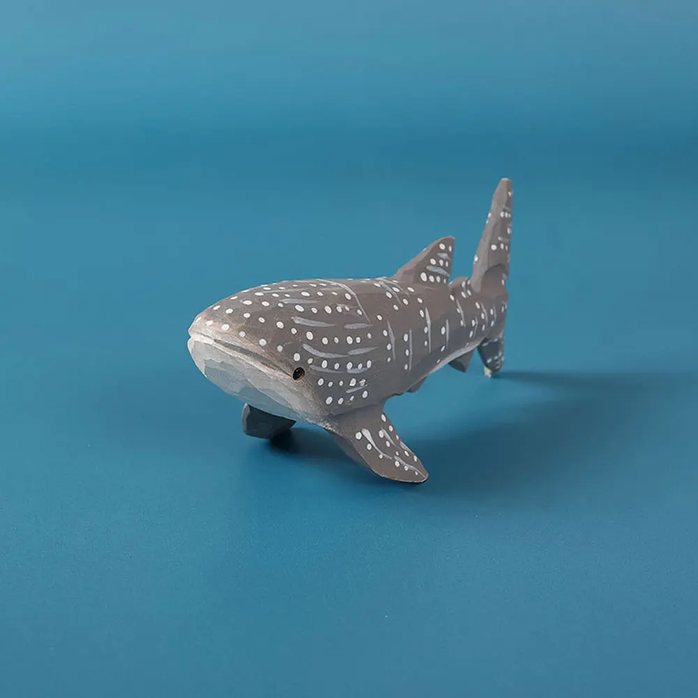 Wooden Carved Whale Shark Ornaments Ocean Fish Undersea Animals Hand-carved Home Desktop Crafts Pen Holders Children's Gift