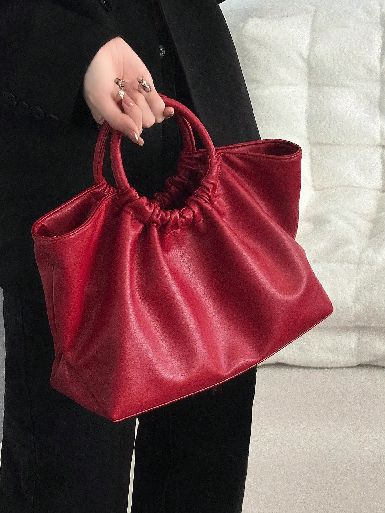 Folded Cloud Bag 2024 New Large Capacity Handbag Bridal Wedding Bag Versatile One Shoulder Crossbody Bag