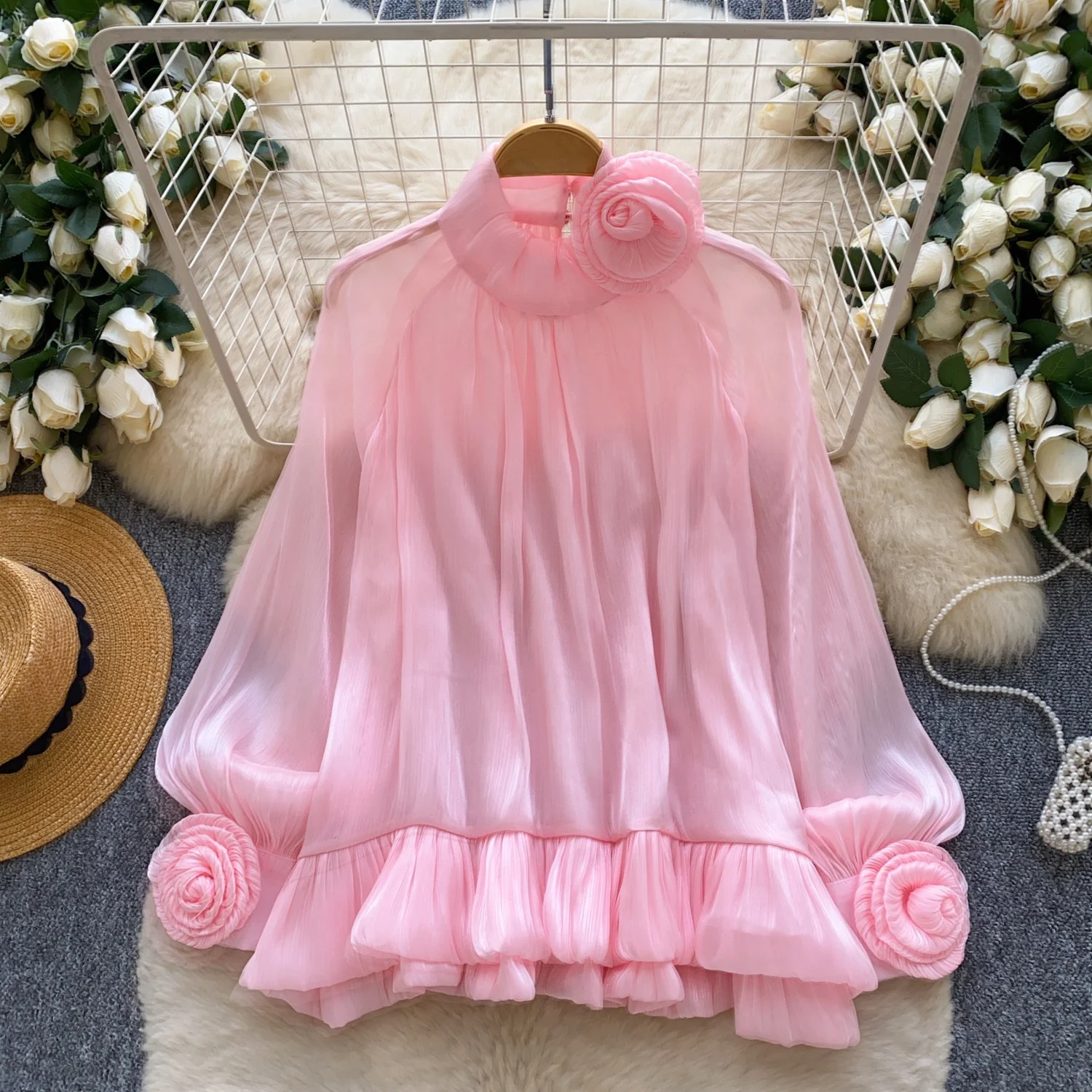 

Clothland Women Sweet Flower Spliced Blouse Long Sleeve Candy Color Loose Shirt Female Fashion Tops Blusa Mujer LB403