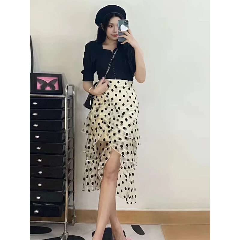 Vintage Folds T Shirt Women Elegant Black Square Collar Crop Tops Summer Office Ladies Korean Puff Short Sleeve Slim Tees New