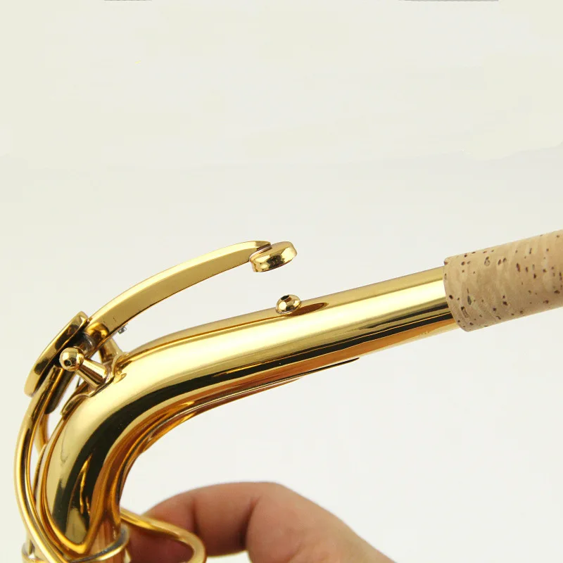 

Saxe Curved Neck Tube, E Flat Lacquer Gold