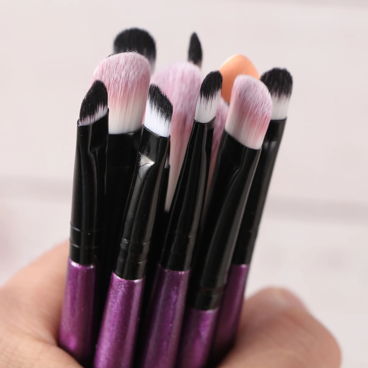 

12pcs Makeup Brush Set Purple Wooden Handle Nylon Bristles Dense Soft Brushes For Powder Blush Foundation Tools Women