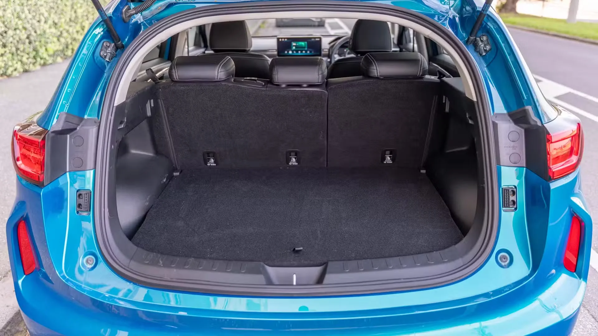 

Auto Pop-Up Trunk Struts for Haval F7 II SUV 2024-present Automatic Opening Gas Lift Supports with Springs