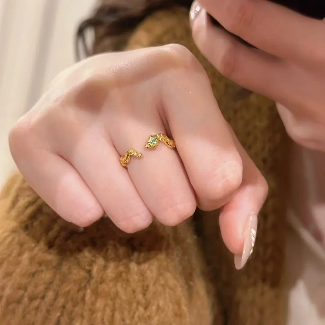 

Ele Snake Wrap Ring for Women Vintage Court Design Luxury Versatile Personali High-End Feeling Year of the Snake Jewelry