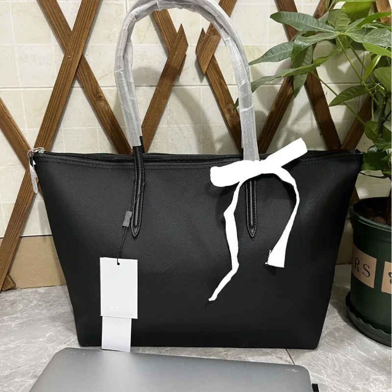 

New Fashionable Women's Large Capacity Lightweight and Simple Commuter Tote Bag