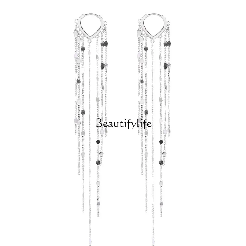 

Long tassel light film earphone shows face, thin and trendy love ear buckle