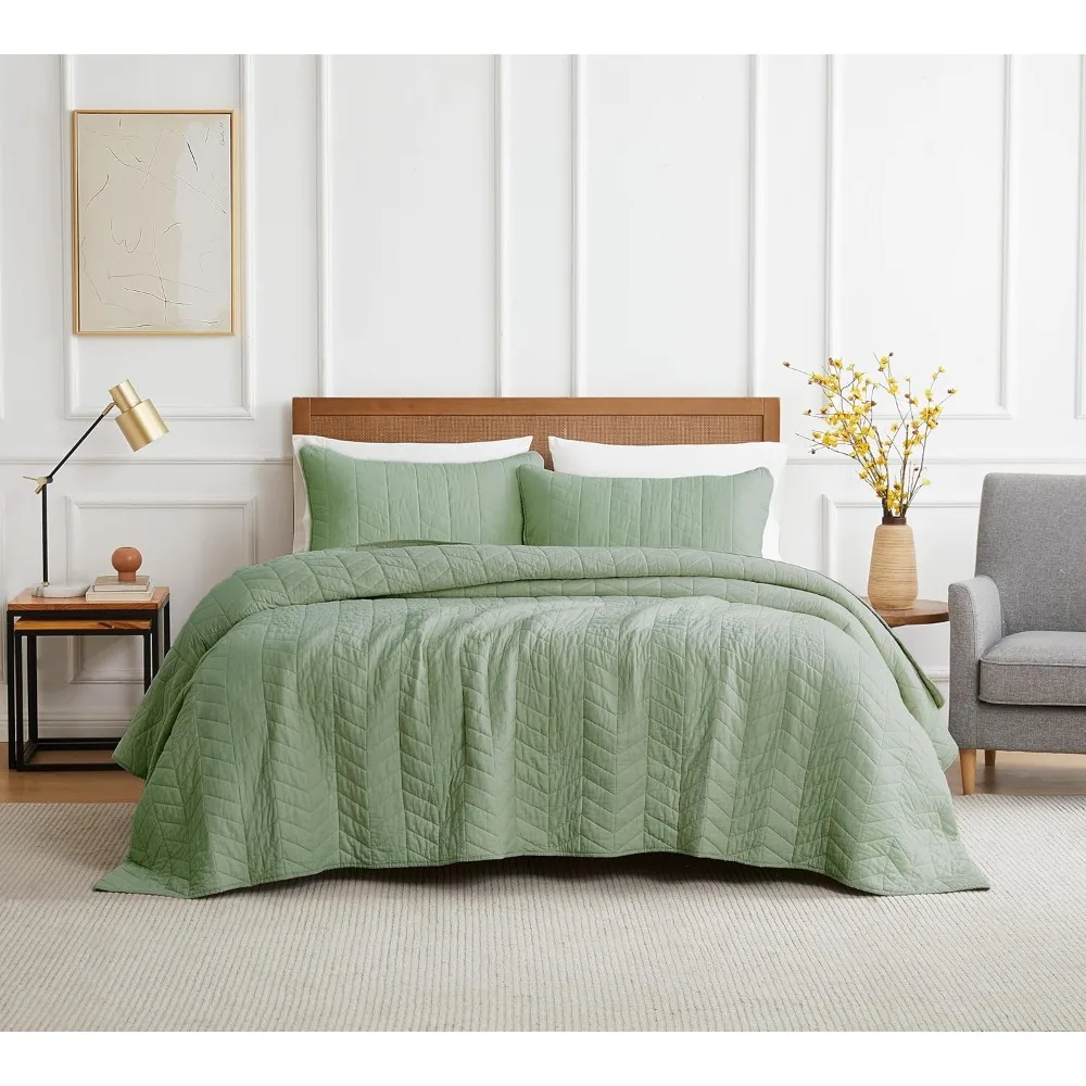 

Cotton Quilt Set in Sage Green for California King Bed with Oversized Soft Bedspread and Pillow Shams