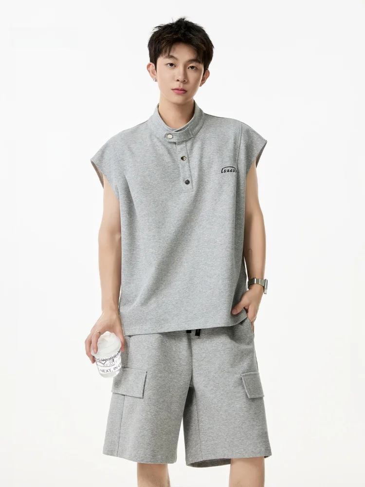 

Мужской спортивный комплект American Sle Henry Collar: высококачественный свободный жилет и шорты, летний повседневный костюм из хлопка и полиэстера.