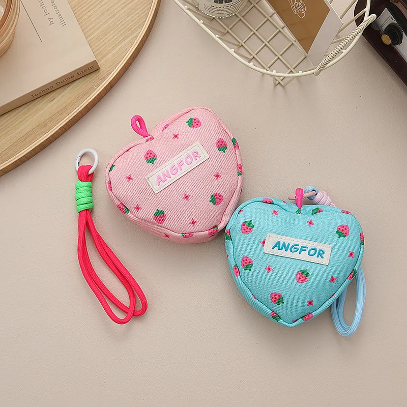 

Pink Strawberry Heart-Shaped Coin Purse Fashion Women'S Wallet Cute Mini Wristlet Bag Handbag Pendant Gift For Girl Women