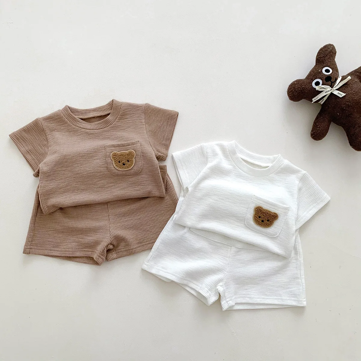 Solid Color Tracksuits Children Fashion Casual Short Sleeve Tops Shorts Summer Boys Girls Clothing Cute Little Bear Simple 2pcs