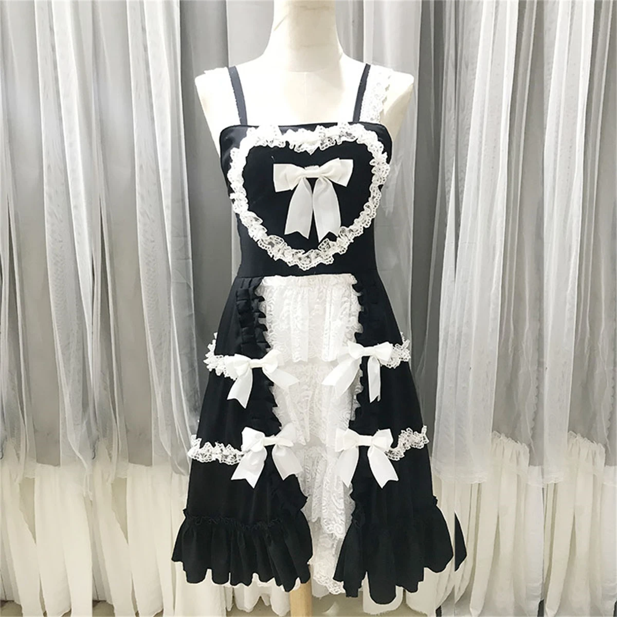 French Retro Style Lolita Jsk Gothic Girls Cosplay Lace Flounces Mesh Yarn Love Bow Flowers Backless Sweet Cake Dress