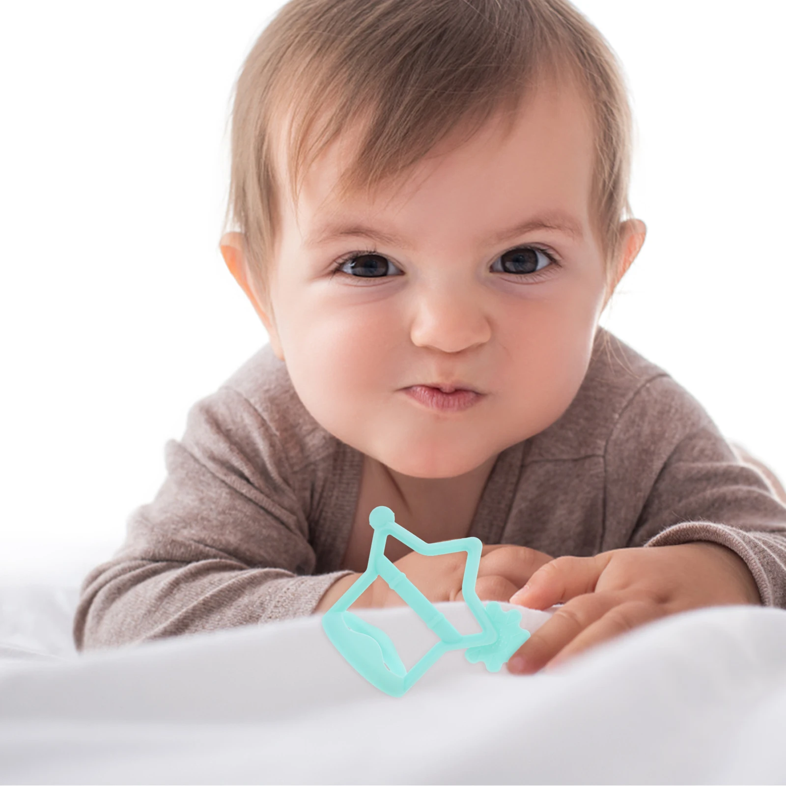 

Silica Gel Baby Teether Toy Blue Color Ergonomic Design Reusable Environmental Packaging Infant Sensory Teether Gum Tooth