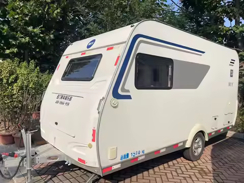 Off-Road Camper Caravan Travel Trailer for Adventurous Adventures