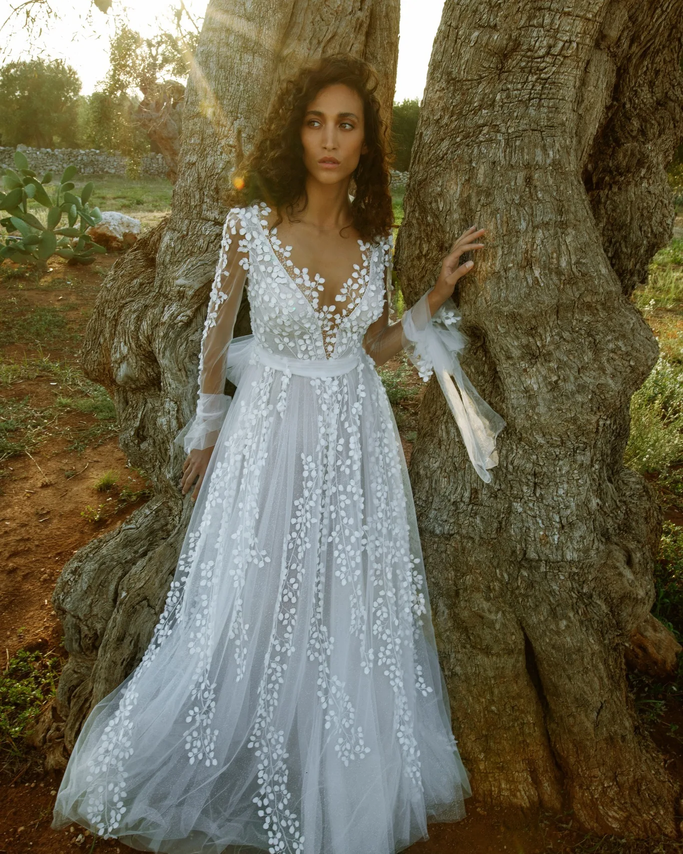 Bohème une ligne robes De mariée manches longues col en V dentelle appliqué Tulle Boho robe De mariée personnalisé Vestido De Novia 2025
