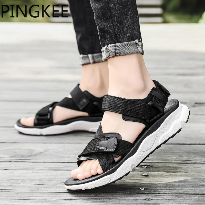 PINGKEE Hook Loop tessuto superiore regolabile Casual rotondo Open Toe sandali da spiaggia Slip on sandalo maschile in pelle scarpe da uomo estive