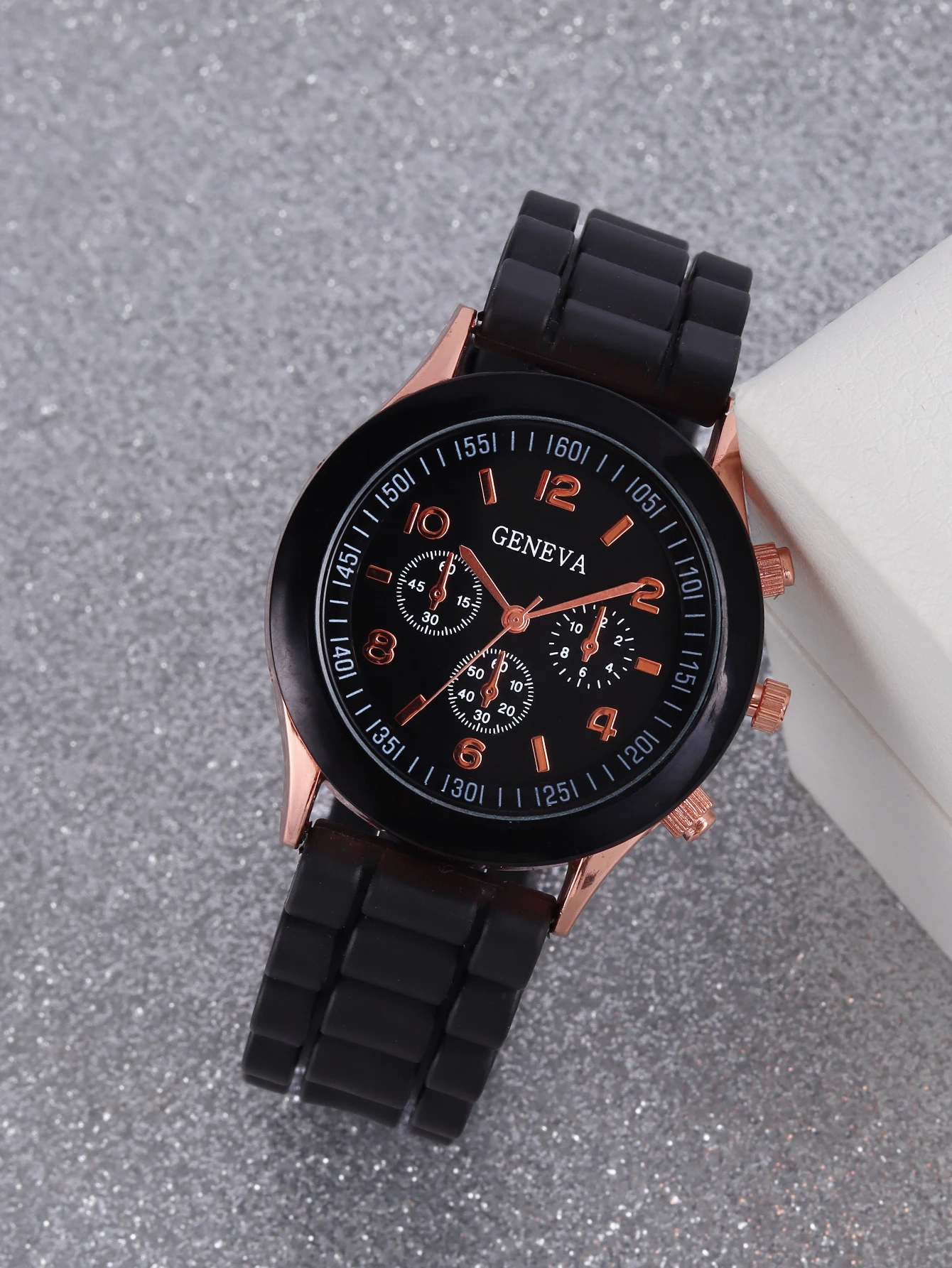 4PCS classic fashion black and white silicone women's men's quartz watch with beaded bracelet set lovers gift