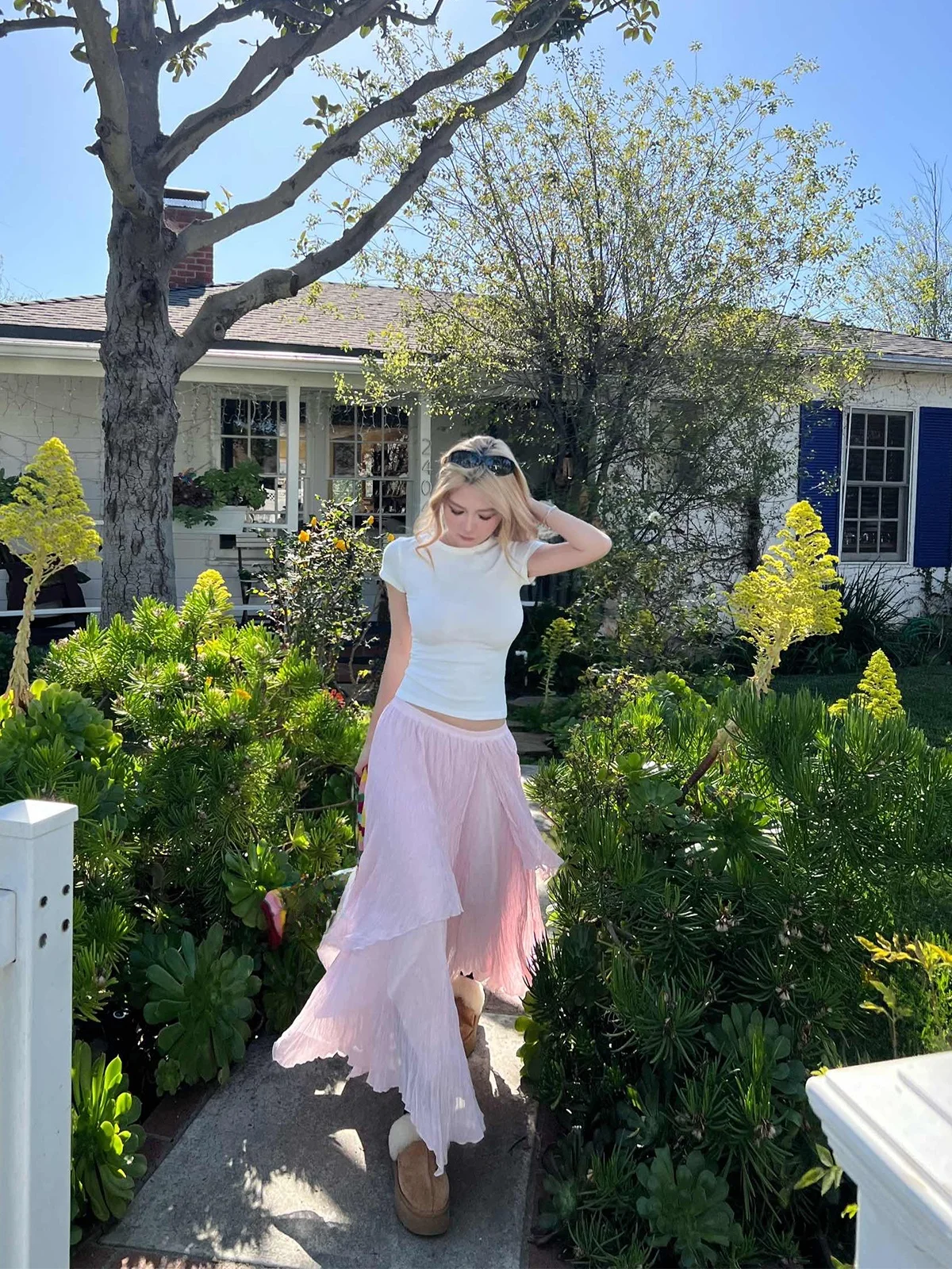 

Xinlei Lin Midi Skirt Irregular Multi-Layered Flared Chiffon Women's Skirt Princess Style Low Waist Elastic Waistband