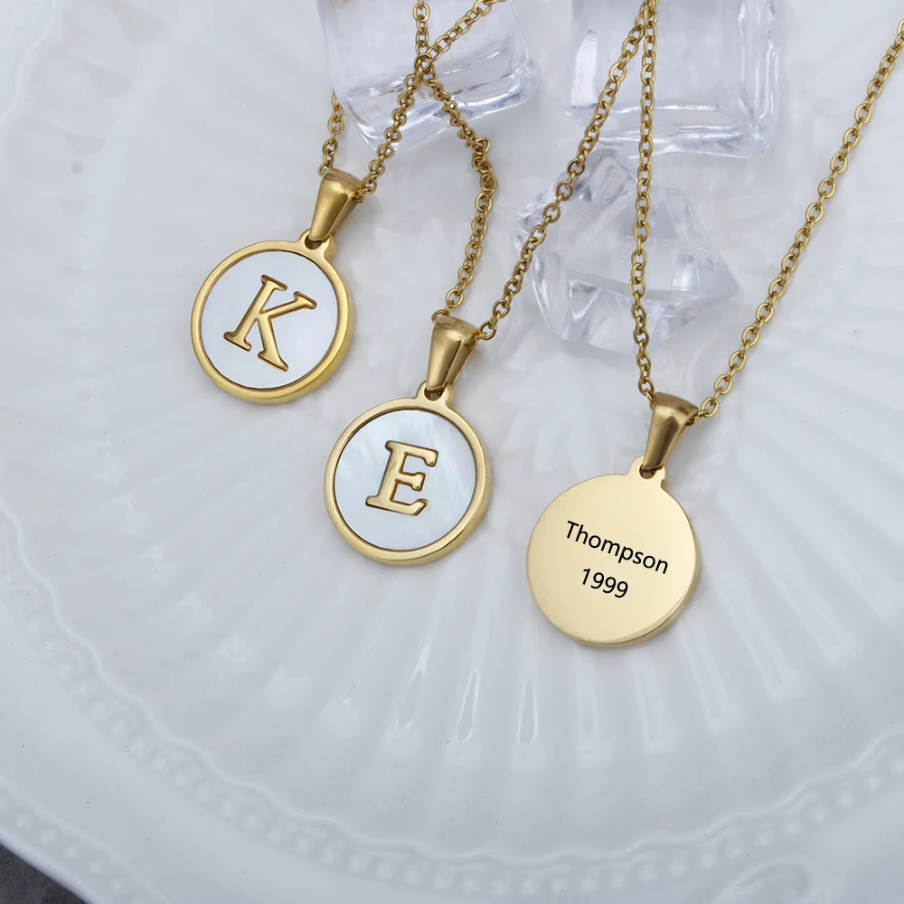 الظهر الشخصية نقش الأولي A-Z الأبجدية شل قلادة للأم النساء الفتيات لذيذ الذهب مطلي الفولاذ المقاوم للصدأ مجوهرات