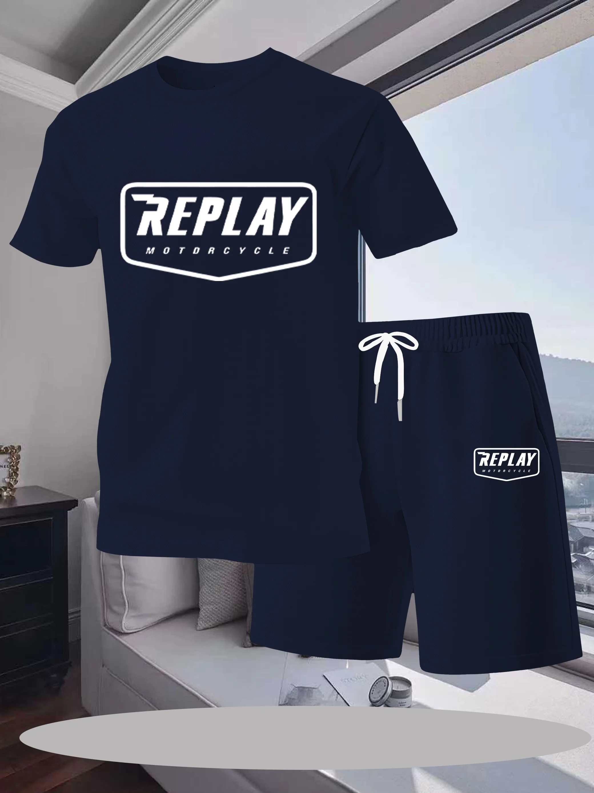 

A two-piece men's summer pure cotton round neck T-shirt and shorts with printed sports short sleeves