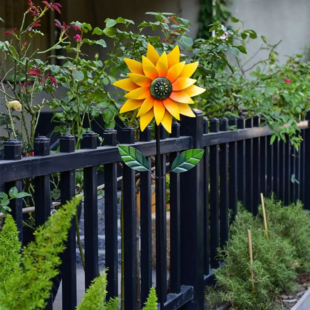 

Поделки Вращающаяся садовая ветряная мельница Вращающаяся имитация металлической садовой вилки Креативная подставка для скалолазания с цветами Газон