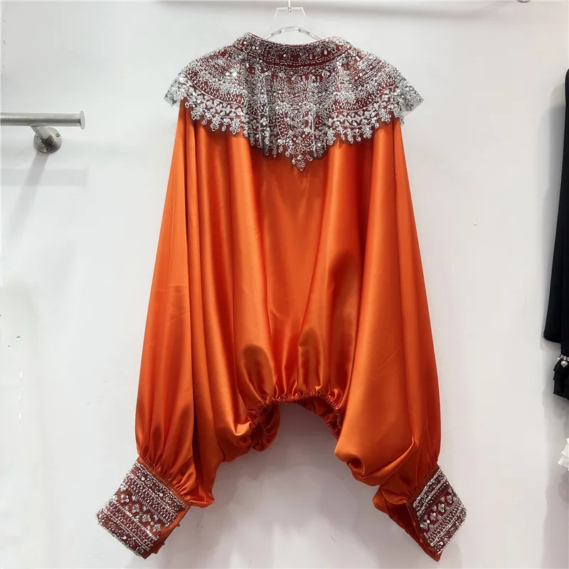 

Heavy Embellied Long Sve Hooded irt Slim Fit Pure Color Sequin Waist Cinched Batwing Sve Korean Sle Commute Faion