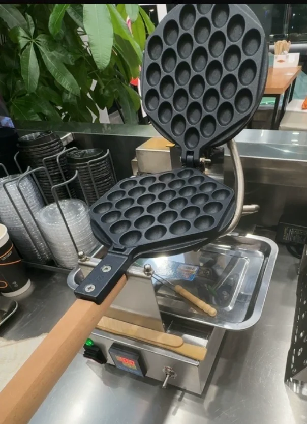 Commercial Gas & Electric Egg Waffle Machine, Non‑Stick Baking Tray Waffle Cake Maker for Street Stall Snack Shop