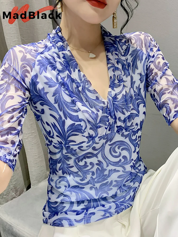 

MadBlack Summer Gilding Printed Tshirt European Clothes V Necks Women Short Sleeve Patchwork Slim Mesh Tops Bottoming TeeT33202Z