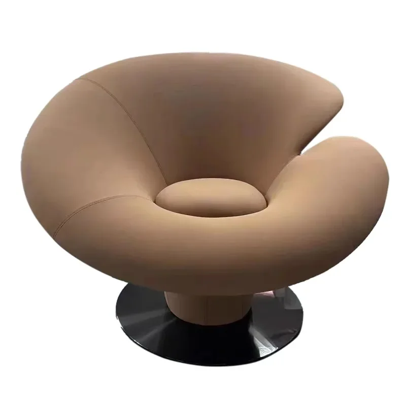 Nordic designer creative lotus chair light luxury minimalist Ganoderma lucidum chair hotel model room Internet horseshoe chair