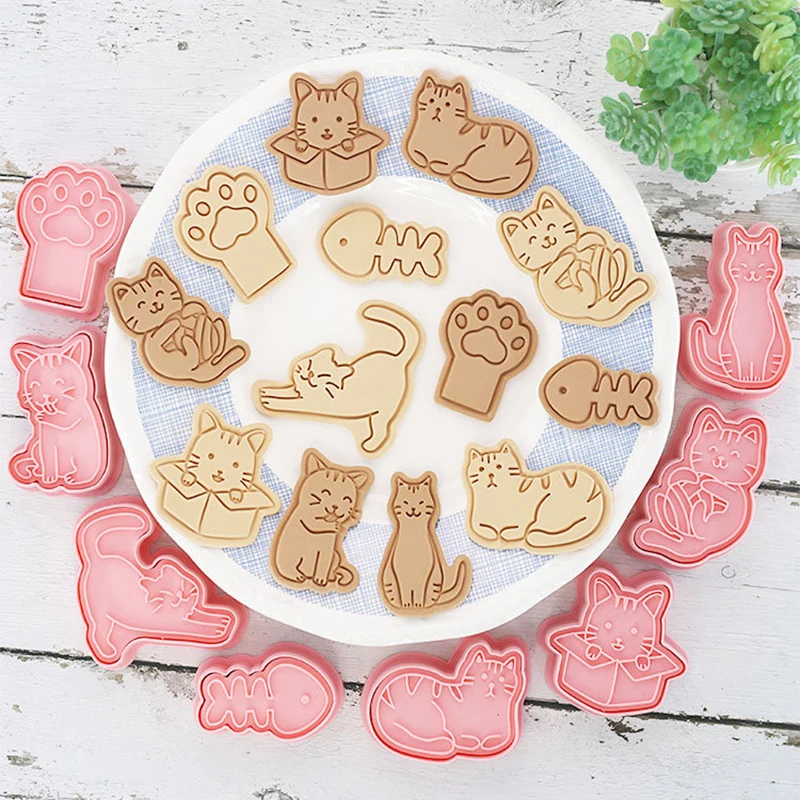 8pcs/set Cute Cat Cookie Cutters 3D Cartoon Pressable Biscuit Mold Cookie Stamp Kitchen Baking Pastry Bakeware Tool