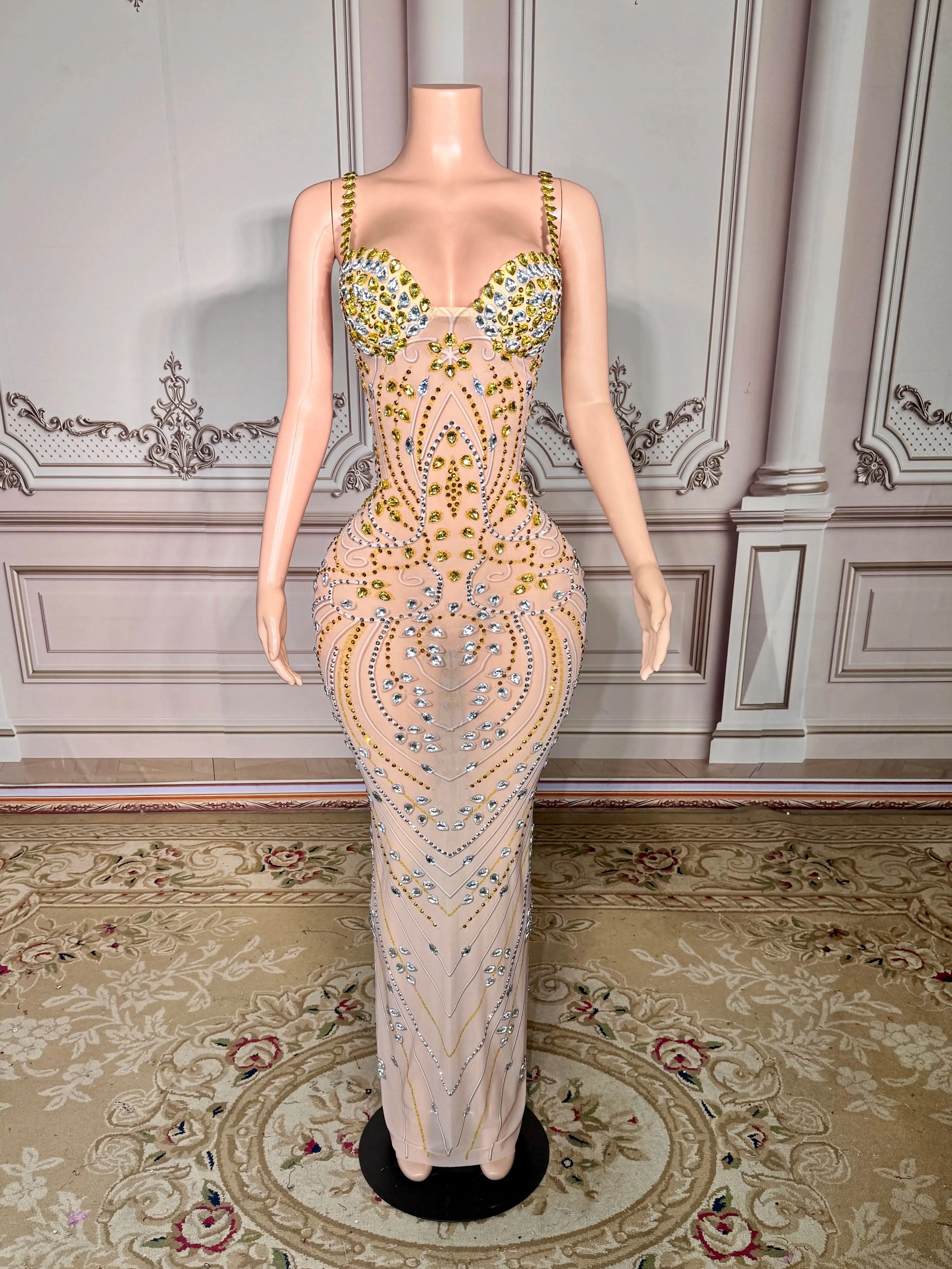 

Aristocratic Rhinestone Sequins Deep v Backless Floor Long Dress Mermaid Handmade Club Formal Cocktail Trendy Evening Gowns