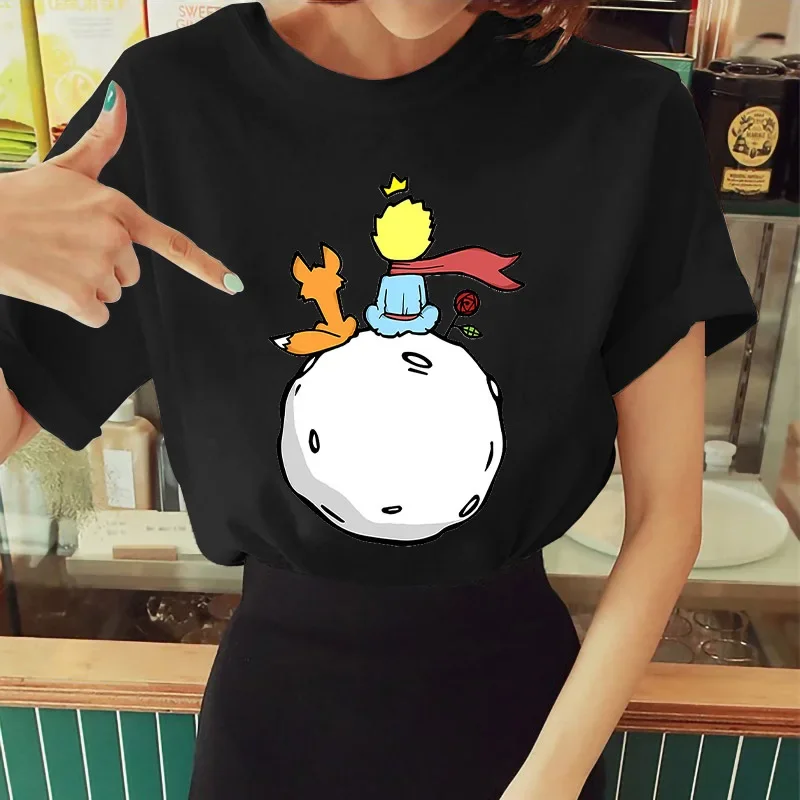 Camiseta con estampado Harajuku de la película animada del Principito para mujer, moda urbana negra, Top de dibujos animados de ciencia ficción de manga corta