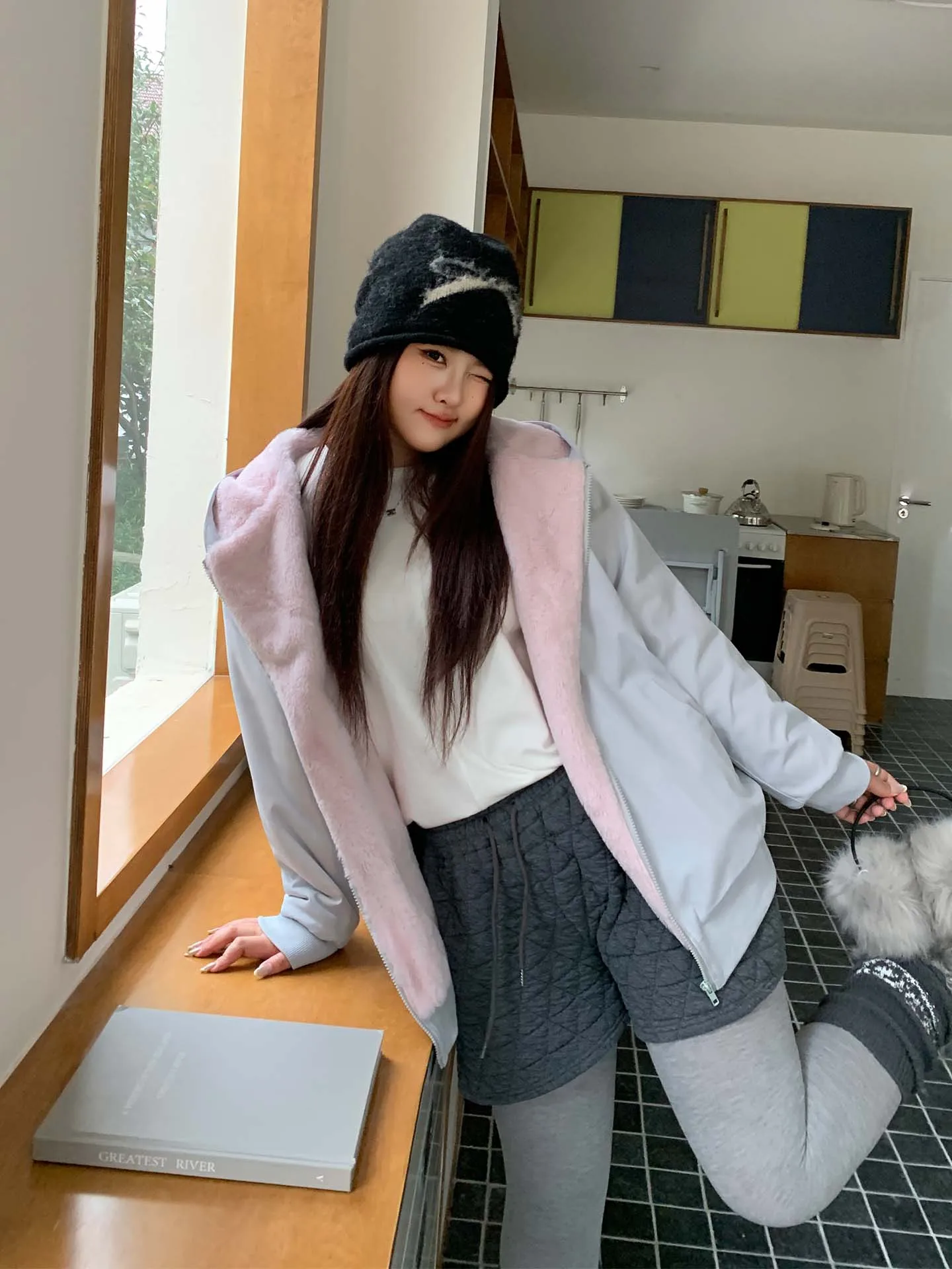 

Куртка YUZI Fish Roe Heavy 630G с подкладкой из кроличьего плюша, утолщенная, с капюшоном, в стиле колор-блок, модная, больших размеров, женская верхняя одежда