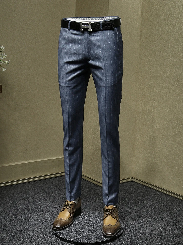 بدلات رجالية بنطلون زفاف العريس وحفلات عيد الميلاد والأعمال ملابس يومية بقصة ضيقة موضة الترفيه بنطلون رفيع أزرق مخطط